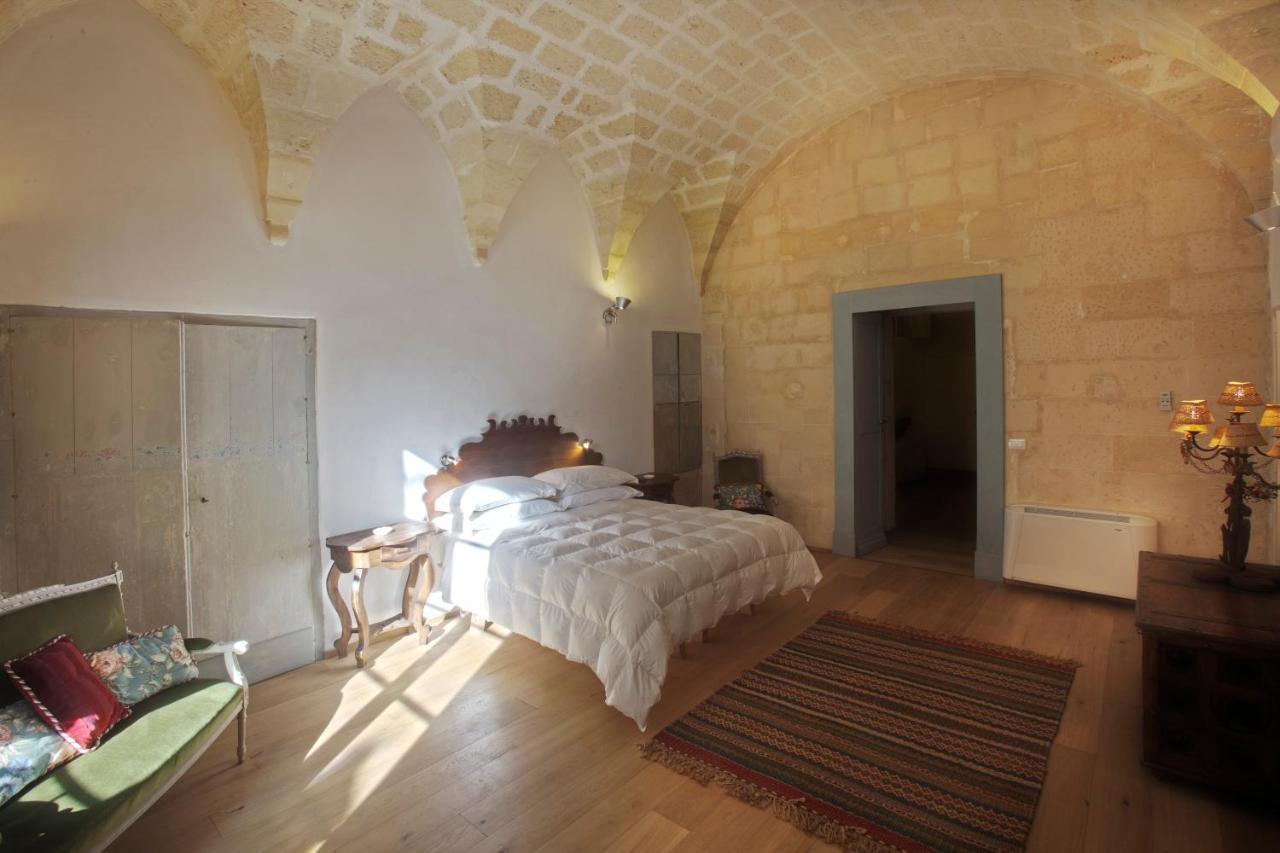 לצ'ה B&B Palazzo Gorgoni חדר תמונה