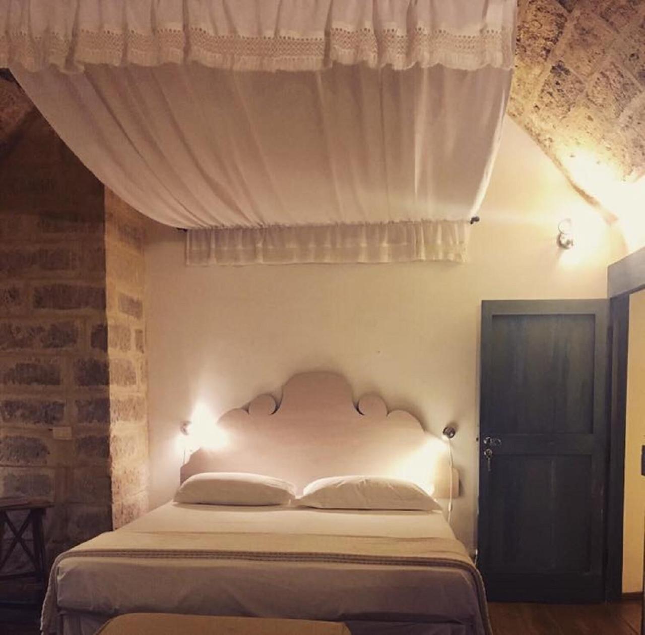 לצ'ה B&B Palazzo Gorgoni מראה חיצוני תמונה
